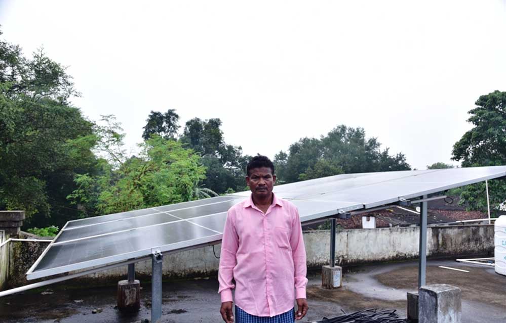 रायपुर : बिजली के मामले में आत्मनिर्भिर बना वनांचल निवासी सपन मंडावी पीएम सूर्यघर योजना से बिजली बिल हुआ जीरो