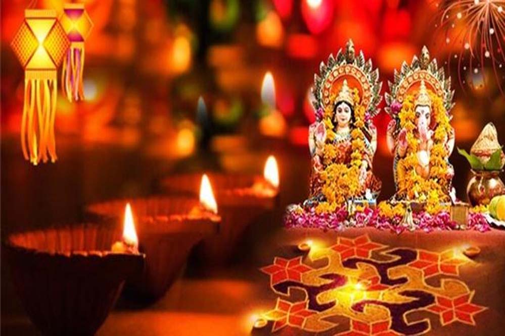 धनतेरस 2025: 18 या 19 अक्टूबर? जानें सही तिथि और पूजन का शुभ मुहूर्त