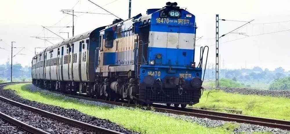 दीपावली-छठ से पहले रेल यात्रियों को बड़ा झटका, कई स्पेशल ट्रेनें रद्द