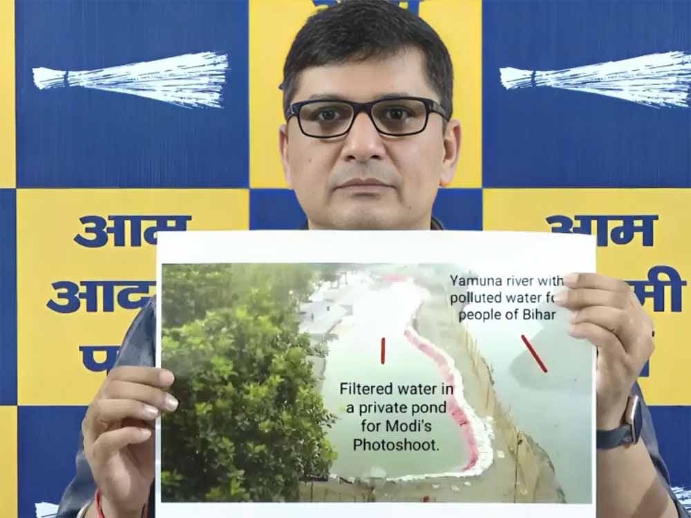 PM मोदी के नाम पर AAP का तंज! ‘नकली यमुना’ विवाद में खुली बड़ी पोल