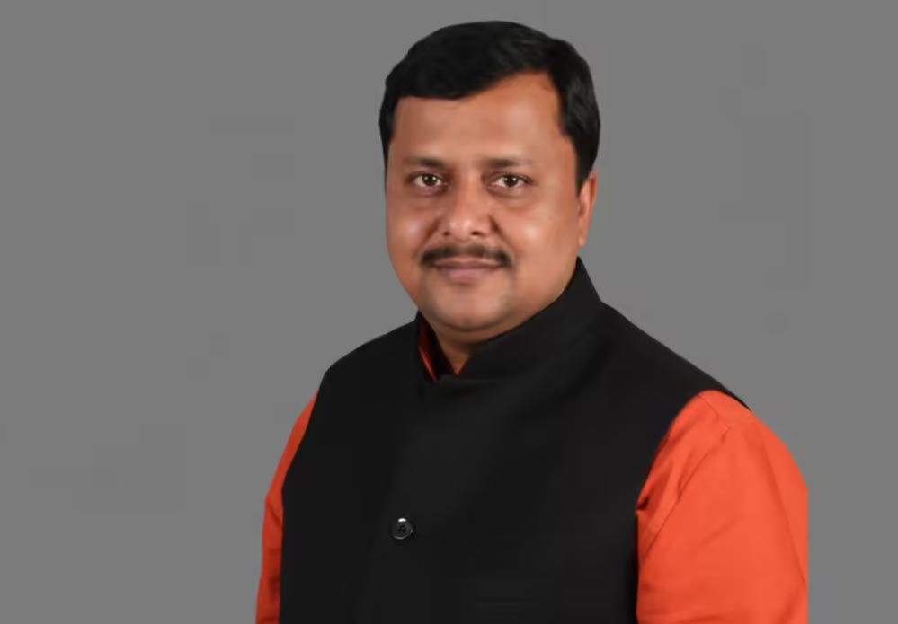नितिन नवीन: बीजेपी की खास परंपरा के नायक, सीएम और प्रदेश अध्यक्ष से हटकर क्यों हैं अलग?