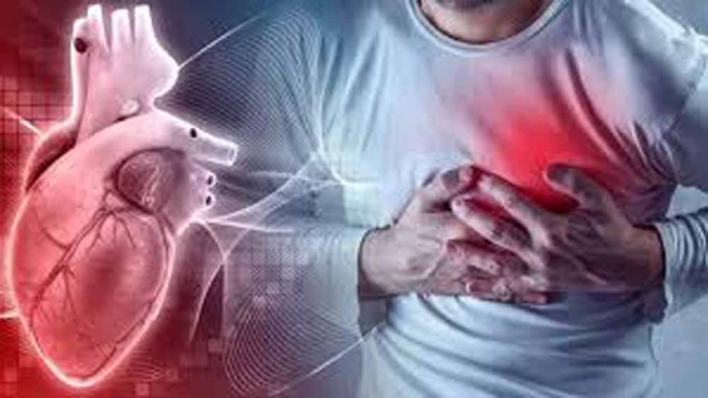 सर्दियों में हार्ट अटैक का खतरा दोगुना! कार्डियोलॉजिस्ट ने बताई 40 पैसे की ‘लाइफ-सेवर’ गोली