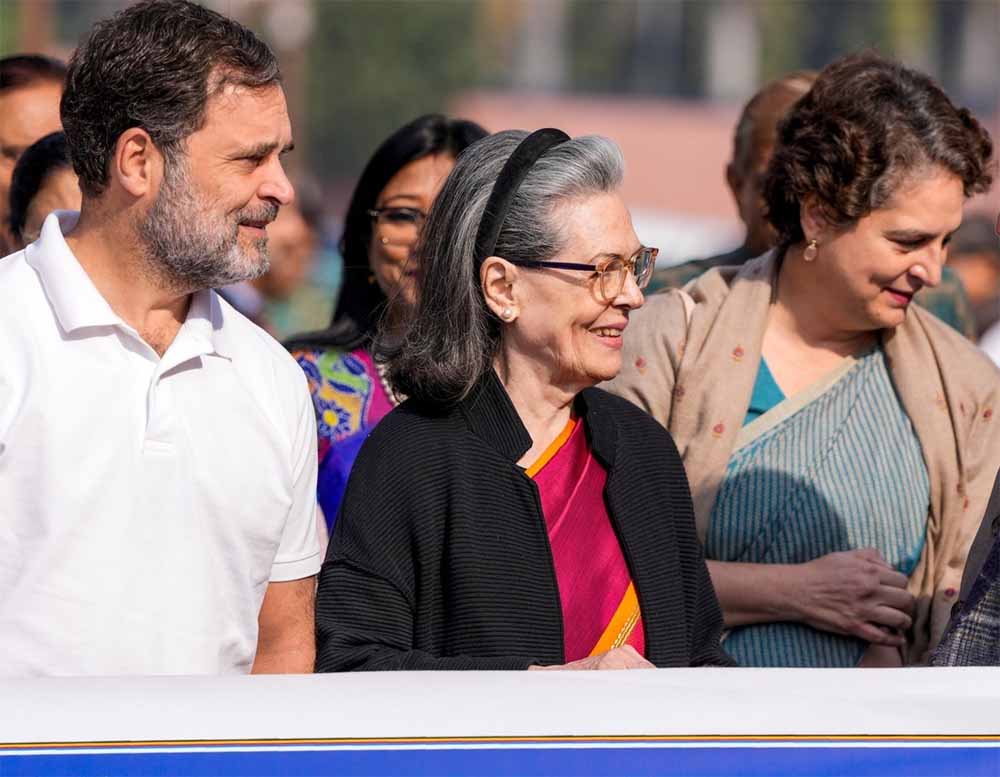 कांग्रेस में ‘टीम राहुल बनाम प्रियंका’ विवाद तेज; BJP बोली— इसी MLA का नाम सामने आया
