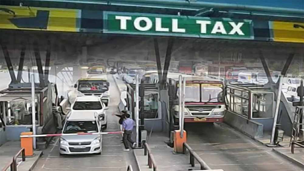 1 अप्रैल से लागू होगा नया सिस्टम, टोल प्लाजा पर नहीं लगेगा जाम