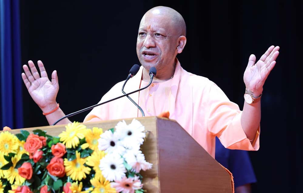 योगी सरकार का कड़ा कदम, संपत्ति छुपाने वाले राज्यकर्मियों का वेतन रोका