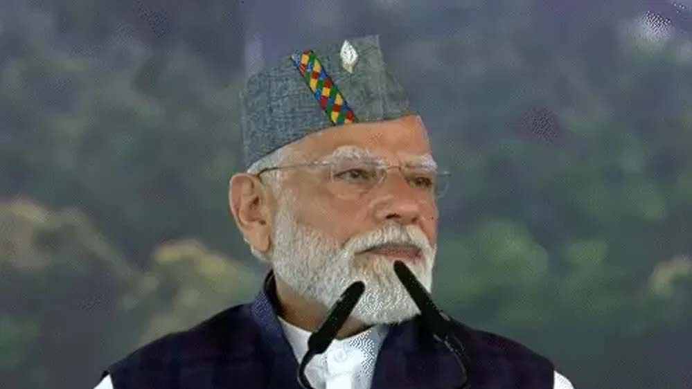 मोदी बोले – 2029 के चुनावों में बेटियों को मिलेगा उनका हक, दिल्ली-देहरादून एक्सप्रेसवे का उद्घाटन किया