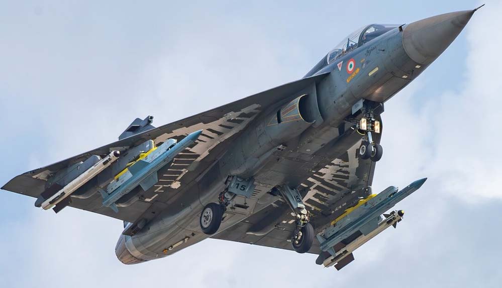 जल्दी चाहिए तेजस MK-1A फाइटर जेट, HAL के नए सीएमडी के साथ वायुसेना करेगी बैठक