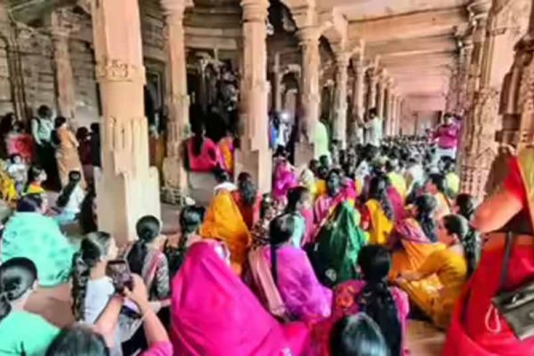 हाई कोर्ट के फैसले के बाद भोजशाला में उमड़ा आस्था का सैलाब, 11 दिन में पहुंचे 2 लाख श्रद्धालु