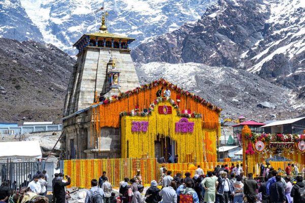 केदारनाथ यात्रा 2026 ने बनाया रिकॉर्ड, 35 दिनों में पहुंचे 9 लाख श्रद्धालु