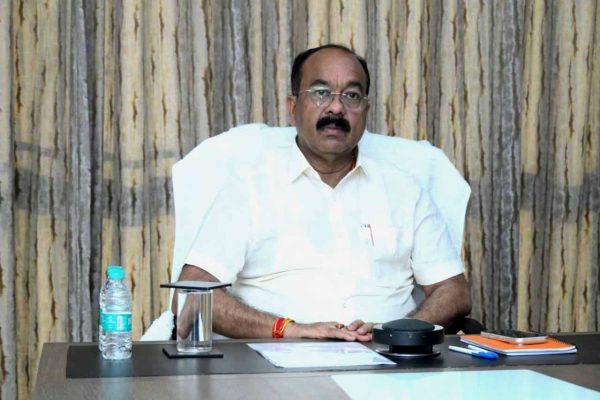 पुलिस को मिली अत्याधुनिक मोबाइल फॉरेंसिक वैन