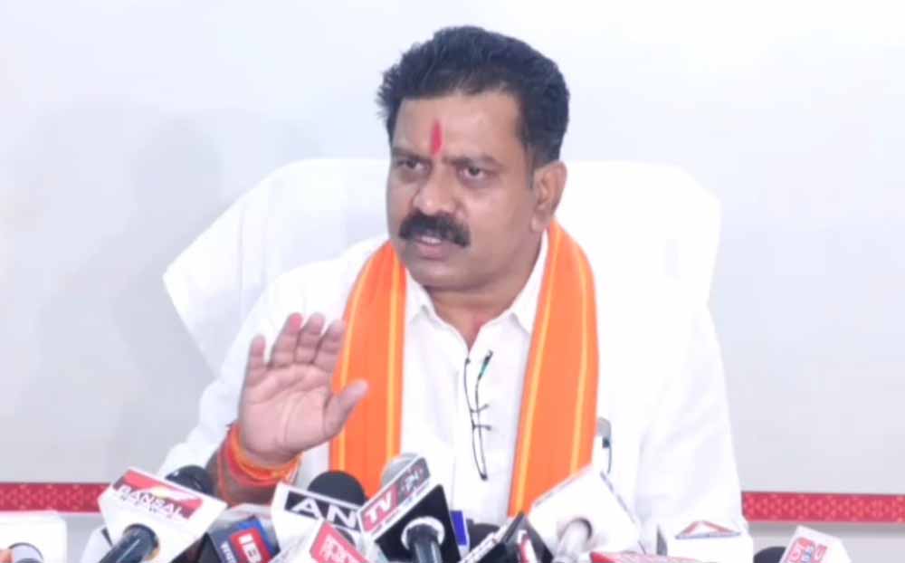बांग्लादेशी घुसपैठ पर सख्ती की तैयारी, डिप्टी CM विजय शर्मा बोले- रोकने के होंगे पुख्ता इंतजाम