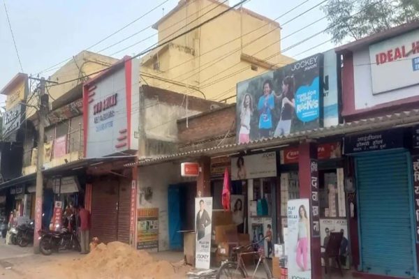 एचईसी की जमीन पर बढ़ा अवैध कब्जा, मकान और दुकान बनाकर हो रही कमाई