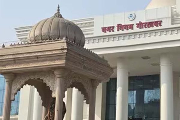 यूपी नगर निगमों की कमाई में 32% उछाल, राजस्व वृद्धि में गोरखपुर बना नंबर-1