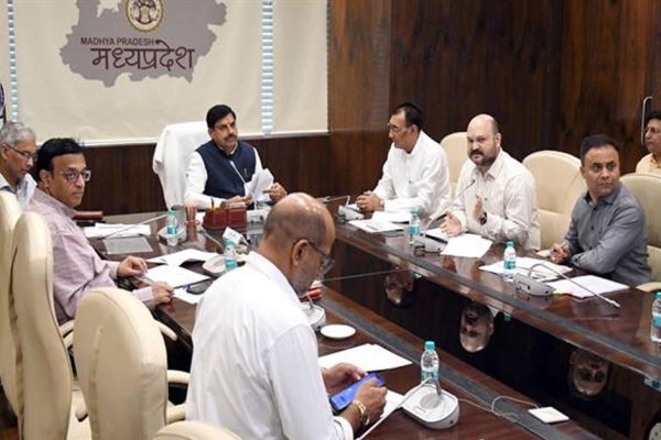 मछली पालन को बढ़ावा देने के लिए हर जिले में विकसित की जाए एक हैचरी : मुख्यमंत्री डॉ. यादव