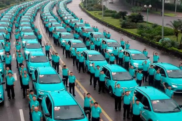 Uber-Ola को टक्कर देने आ रही Green SM, 5 जून से दिल्ली में शुरू होगी इलेक्ट्रिक कैब सेवा
