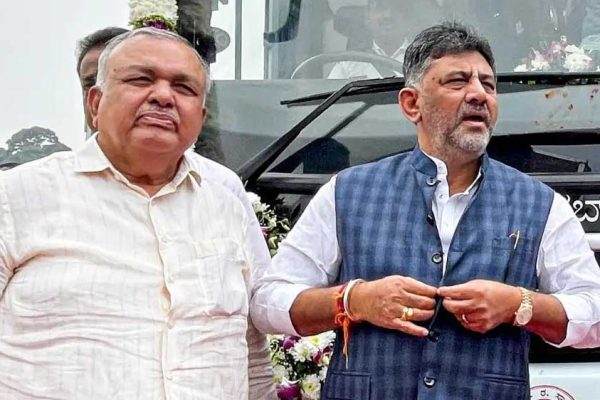कर्नाटक कैबिनेट में बवाल: पसंदीदा विभाग न मिलने पर रामलिंगा रेड्डी का इस्तीफा