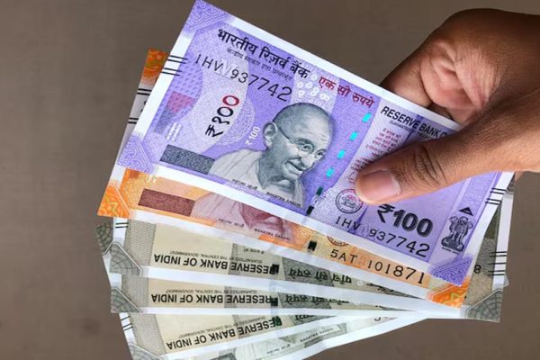 क्या भारत में आएंगे प्लास्टिक के नोट? न फटेंगे, न पानी से खराब होंगे; जानिए कैसे बनते हैं