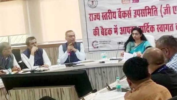 छत्तीसगढ़ जनहितैषी योजनाओं के लोन प्रकरणों को जल्द स्वीकृत करें बैंकर्स