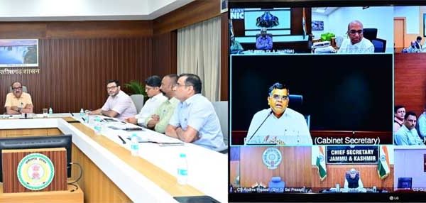 मुख्य सचिव का वीडियो कांफ्रेंस में शामिल केबिनेट सचिव ने राष्ट्रीय महत्व के कार्यक्रमों एवं योजनाओं के एक्शन प्लान को लेकर किया विमर्श