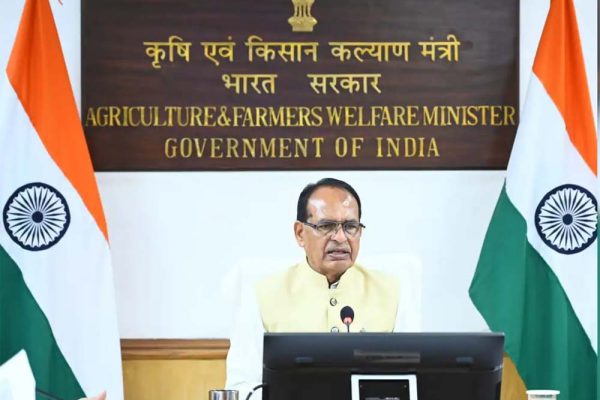 अल-नीनो के मद्देनजर केंद्रीय कृषि मंत्री  चौहान ने ली छत्तीसगढ़ की खेती-किसानी की जानकारी