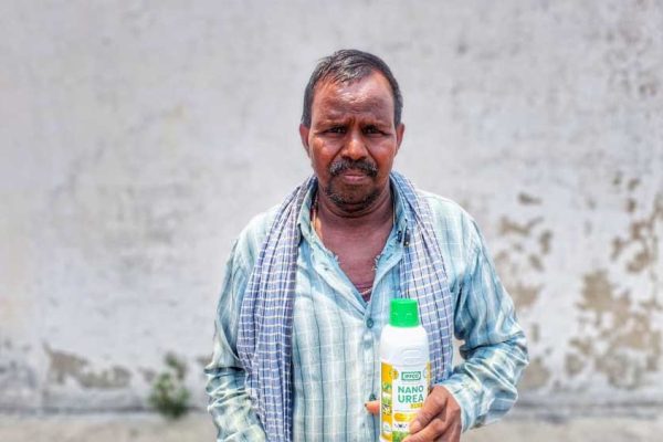 नैनो यूरिया और नैनो डीएपी से किसान मनोहर यादव की खेती बनी अधिक लाभकारी