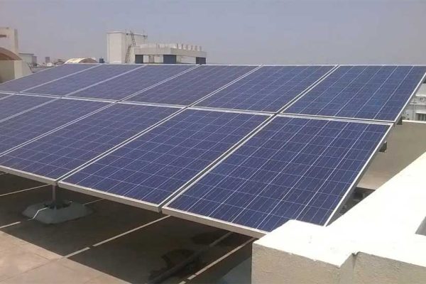 ग्रिड में भेजी गई अतिरिक्त सोलर बिजली निर्धारित दर पर खरीदी जाएगी