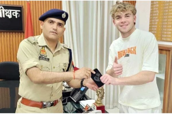 ऑस्ट्रेलियाई इन्फ्लुएंसर हुआ ‘सीएम योगी की पुलिस’ का मुरीद