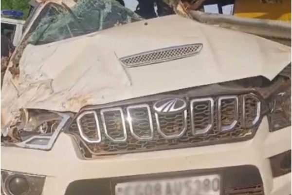 जबलपुर के डायल-112 हीरोज सड़क दुर्घटना में घायल 07 व्यक्तियों को त्वरित सहायता देकर पहुँचाया अस्पताल