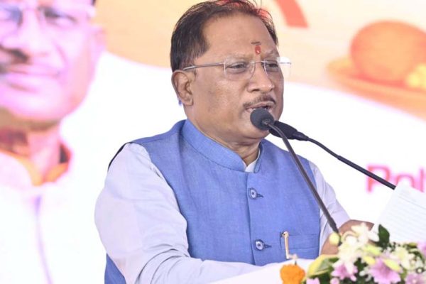 साय सरकार की पहल से श्रमिक परिवारों के बच्चों को मिलेगा बेहतर भविष्य, सरकार उठाएगी पढ़ाई का पूरा खर्च