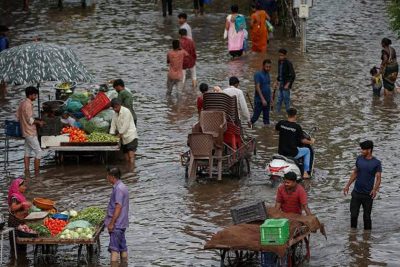Weather Update: 10 हजार KM लंबा बादलों का कारवां बंगाल की खाड़ी की ओर, जल्द झमाझम बारिश के आसार