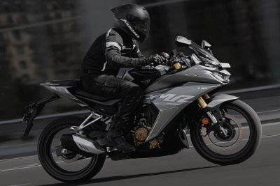 Hero Karizma XMR250 की पहली झलक, स्पोर्टी लुक और दमदार इंजन से लॉन्च से पहले मचाई हलचल