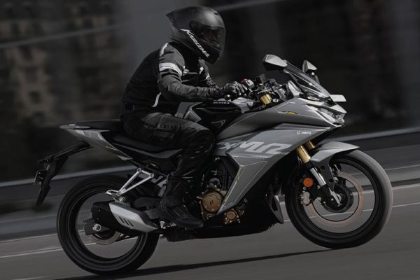 Hero Karizma XMR250 की पहली झलक, स्पोर्टी लुक और दमदार इंजन से लॉन्च से पहले मचाई हलचल
