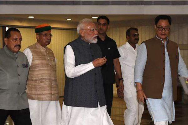 NEET पर पीएम मोदी का बड़ा बयान, बोले- पेपर लीक घोर पाप है, दोषियों को नहीं बख्शा जाएगा