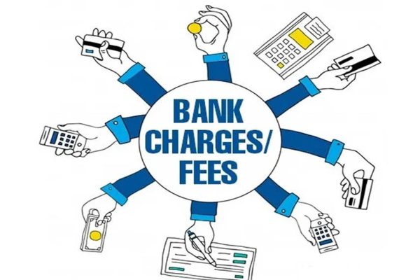 Bank Charges: ग्राहकों से बैंकों ने वसूले ₹26,170 करोड़! क्या आपका बैंक भी कम बैलेंस पर काट रहा है भारी चार्ज?