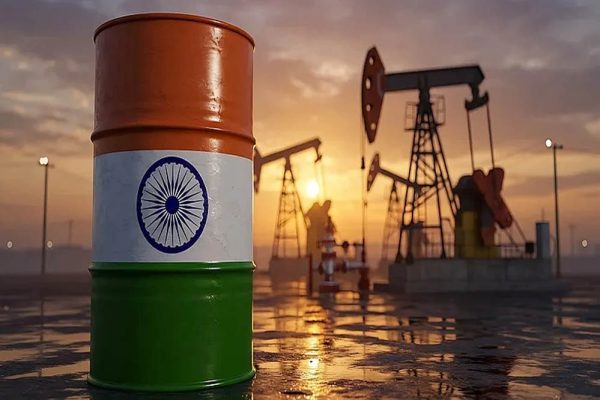 Russia Oil to India: जून में रिकॉर्ड स्तर पर पहुंचा रूसी कच्चे तेल का आयात, बंदरगाहों पर टैंकरों की भरमार