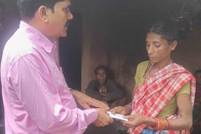 आपदा में पति को खोने वाली चैती का सहारा बना प्रशासन