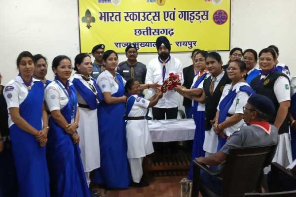 स्काउट्स एवं गाइड्स की गतिविधियों को प्रभावी बनाने राज्य मुख्य आयुक्त ने दिए महत्वपूर्ण निर्देश