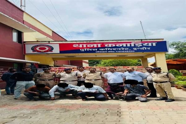 इंदौर एवं छतरपुर में 1 करोड़ 31 लाख रुपये से अधिक मूल्‍य की अवैध शराब जब्त