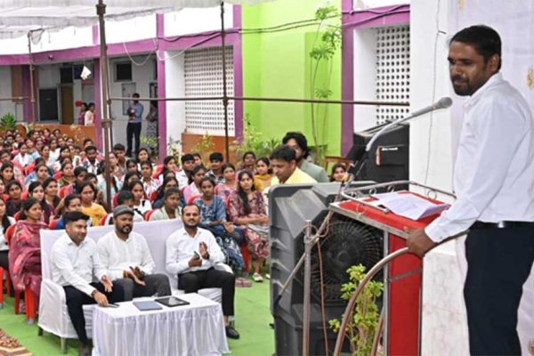 धमतरी प्रशासन की अनूठी ‘पहल’: युवाओं को मिलेगी मुफ्त कोचिंग