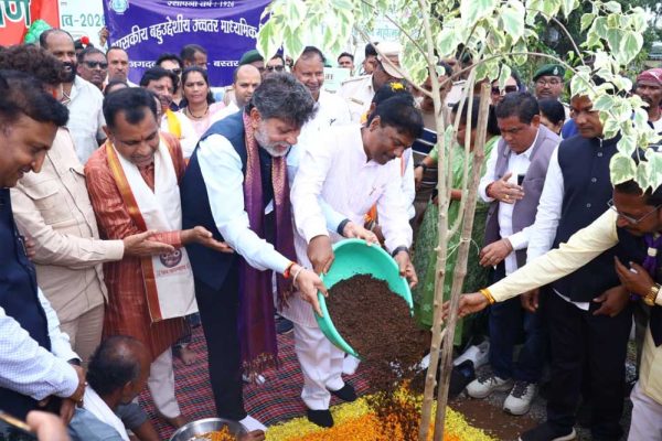 एक पेड़ माँ के नाम 3.0’ से हरित भविष्य का संकल्प होगा और मजबूत : वनमंत्री श्री केदार कश्यप
