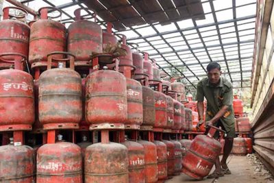 New 10kg LPG Cylinder: जल्द लॉन्च हो सकता है 10 किलो का नया गैस सिलेंडर, जानिए संभावित कीमत
