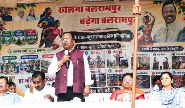 राज्य सरकार महिलाओं को खेल सहित प्रत्येक क्षेत्र में आगे बढ़ाने के लिए निरंतर प्रयासरत: रामविचार नेताम