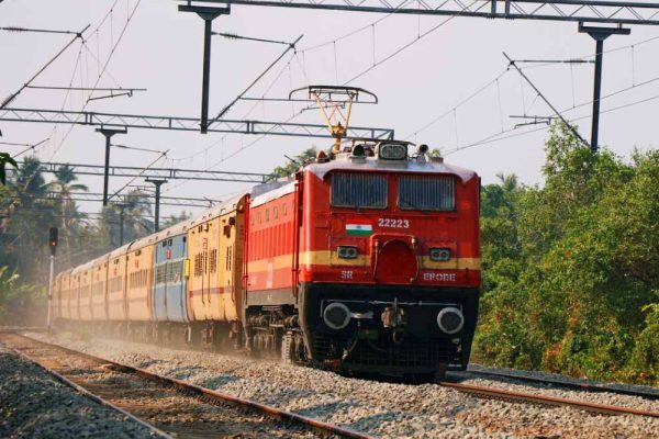 5 अगस्त से दौड़ेगी 23 कोच वाली स्पेशल ट्रेन, यूपी, एमपी, कर्नाटक और महाराष्ट्र के यात्रियों को बड़ी राहत