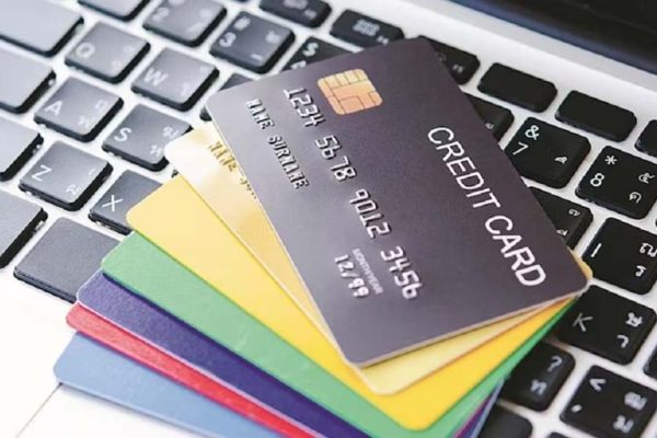 46 पैसे की कमी पर ₹1,200 का चार्ज? जानिए क्रेडिट कार्ड पर RBI के नियम