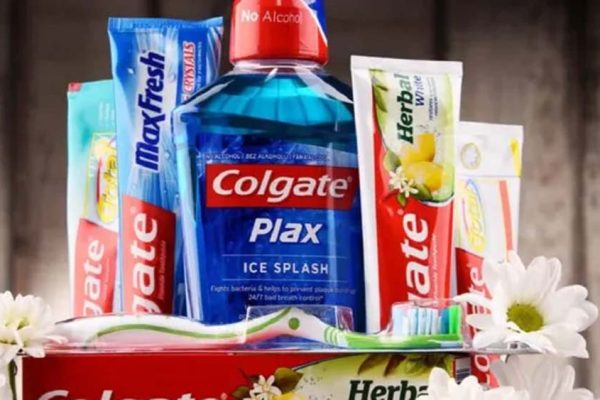 Q1 एनालिस्ट कॉल के बाद Colgate-Palmolive के शेयर 3% से ज्यादा फिसले, ब्रोकरेज ने जताई कमाई पर चिंता