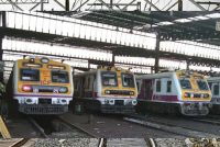 मुंबई लोकल यात्रियों के लिए बड़ी खुशखबरी! रेलवे ने 238 नई AC ट्रेनों को दी मंजूरी