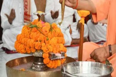 सावन का पहला सोमवार आज, जानें रुद्राभिषेक का शुभ मुहूर्त और विधि