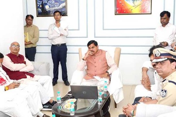 बाढ़ प्रभावितों की सुरक्षा सर्वोपरि, हर व्यक्ति तक पहुंचायेंगे राहत : मुख्यमंत्री डॉ. यादव
