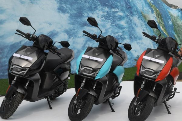 187KM रेंज और डबल बैटरी की ताकत! Hero Vida EV स्कूटर के 3 लाख खरीदार, बिक्री में बड़ा रिकॉर्ड