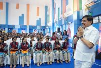बेटियों की खास कैबिनेट से मिलकर गदगद हुए डॉ. मोहन यादव, बताया कितना और कैसे इस्तेमाल करें AI